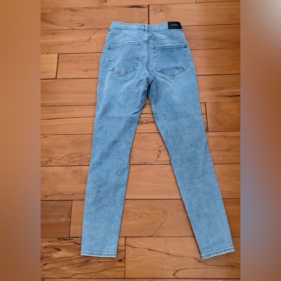 Express Light Blue Denim Jeans - Picture 4 of 4